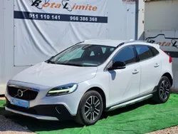 Branco Usado 2019 Volvo V40 Momentum Carrinha | € 19.900 (Caro)