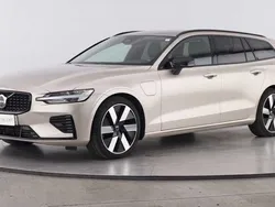 Cinzento Usado 2025 Volvo V60 Carrinha | € 46.300 (Preço justo)