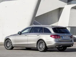 Azul Usado 2020 Mercedes C220 AMG line Carrinha | € 36.900 (Bom preço)