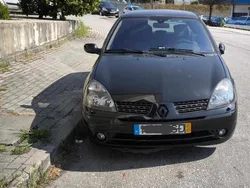 Preto Usado 2001 Renault Clio II | € 2.000 (Preço justo)