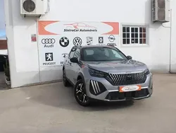 Cinzento Usado 2023 Peugeot 2008 GT SUV | € 23.480 (Preço justo)