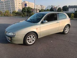 Usado 2001 Alfa Romeo 147 Citadino | € 2.500