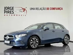 Azul Usado 2020 Mercedes A180 Citadino | € 23.990 (Preço justo)