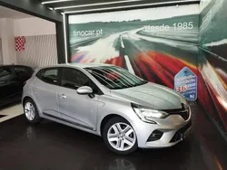 Cinzento Usado 2021 Renault Clio V | € 14.799 (Bom preço)