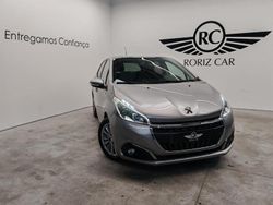 Cinzento Usado 2018 Peugeot 208 Citadino | € 11.300 (Preço justo)
