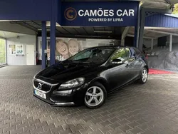 Preto Usado 2017 Volvo V40 Kinetic Carrinha | € 14.890 (Bom preço)