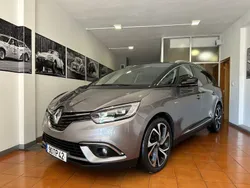 Cinza Usado 2017 Renault Scénic IV Bose Edition Monovolume | € 20.500 (Preço elevado)
