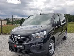 Preto Usado 2021 Opel Combo Essentia Monovolume | € 15.490 (Bom preço)