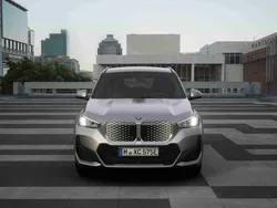 Prateado Novo 2025 BMW iX1 Luxury Line SUV | € 53.500 (Super Preço)