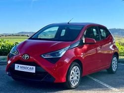 Vermelho Usado 2021 Toyota Aygo X-play Citadino | € 13.980 (Preço justo)