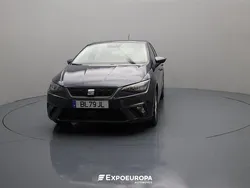 Cinzento Usado 2024 Seat Ibiza Style Sedan | € 18.490 (Preço justo)