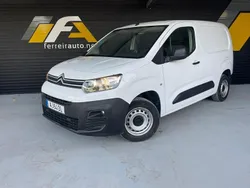 Branco Usado 2021 Citroën Berlingo Shine Monovolume | € 14.500 (Bom preço)