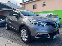 Cinzento Usado 2014 Renault Captur SUV | € 13.450 (Preço elevado)