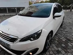 Branco Usado 2015 Peugeot 308 Allure Carrinha | € 11.499 (Preço elevado)