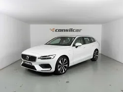Branco Usado 2022 Volvo V60 Inscription Carrinha | € 31.480