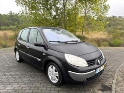 Usado 2005 Renault Scénic II Monovolume | € 2.990 (Preço justo)