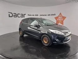 Preto Usado 2010 Ford Fiesta Citadino | € 3.900 (Bom preço)