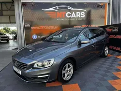 Cinzento Usado 2015 Volvo V60 Momentum Carrinha | € 8.900 (Super Preço)