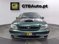 Verde Usado 2000 Kia Carnival Monovolume | € 5.990