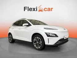 Branco Usado 2022 Hyundai Kauai Premium SUV | € 23.490 (Preço justo)