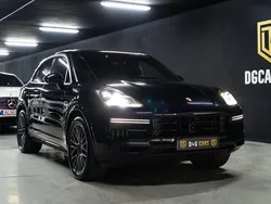 Preto Usado 2020 Porsche Cayenne Turbo S SUV | € 74.900
