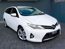 Branco Usado 2014 Toyota Auris Sport Carrinha | € 13.500 (Preço justo)