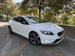 Branco Usado 2014 Volvo V40 R-Design Carrinha | € 13.990 (Preço elevado)
