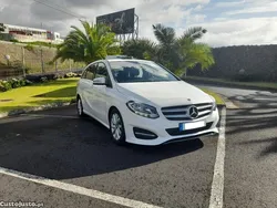 Branco Usado 2018 Mercedes B180 Monovolume | € 19.900 (Preço justo)