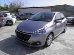 Cinzento Usado 2019 Peugeot 208 Citadino | € 12.600 (Preço justo)