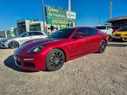Vermelho Usado 2015 Porsche Panamera Edition Sedan | € 49.900 (Preço justo)