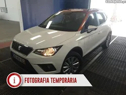 Branco Usado 2019 Seat Arona Style SUV | € 14.990 (Preço justo)