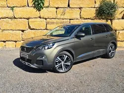 Verde Usado 2018 Peugeot 5008 Allure Monovolume | € 23.000 (Preço elevado)