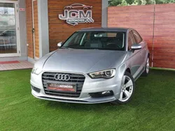Cinzento Usado 2016 Audi A3 Sedan | € 17.800 (Preço justo)