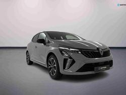 Cinzento Novo 2025 Renault Clio V Evolution Citadino | € 19.990 (Bom preço)