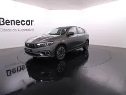 Cinzento Usado 2022 Fiat Tipo | € 17.950 (Preço justo)