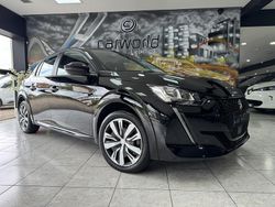 Preto Usado 2021 Peugeot e-208 Active Citadino | € 15.240 (Preço justo)