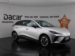 Cinza Usado 2025 MG MG4 EV Citadino | € 24.599 (Caro)