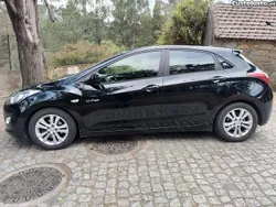 Preto Usado 2013 Hyundai i30 Comfort | € 6.750 (Bom preço)