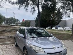 Usado 2009 Renault Mégane III Dynamique Sedan | € 5.000 (Preço justo)