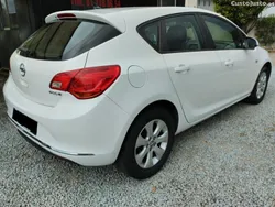 Branco Usado 2015 Opel Astra Citadino | € 8.950 (Bom preço)