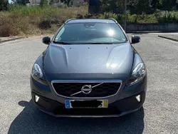 Cinzento Usado 2013 Volvo V40 Carrinha | € 13.000 (Preço elevado)