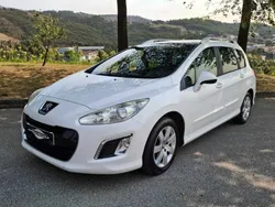 Branco (metalizado) Usado 2011 Peugeot 308 Active Carrinha | € 7.950 (Preço justo)