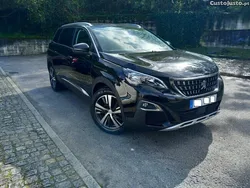 Preto Usado 2019 Peugeot 5008 Allure Monovolume | € 19.990 (Preço justo)