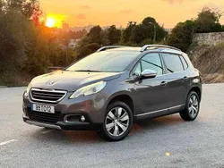 Cinzento Usado 2013 Peugeot 2008 SUV | € 8.950 (Bom preço)