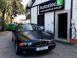 Preto Usado 1998 BMW 525 Sedan | € 2.000