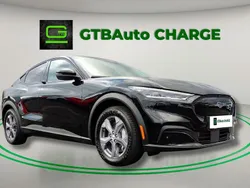 Preto Usado 2023 Ford Mustang Mach-E SUV | € 42.900 (Preço justo)