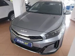 Cinza Usado 2024 Kia XCeed SUV | € 24.500 (Caro)