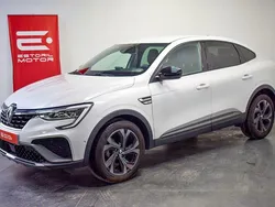 Branco Usado 2022 Renault Arkana R.S. SUV | € 24.900 (Preço justo)