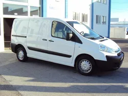 Branco Usado 2016 Citroën Jumpy Monovolume | € 12.300
