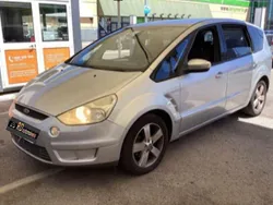 Cinzento Usado 2008 Ford S-MAX S Monovolume | € 10.000
